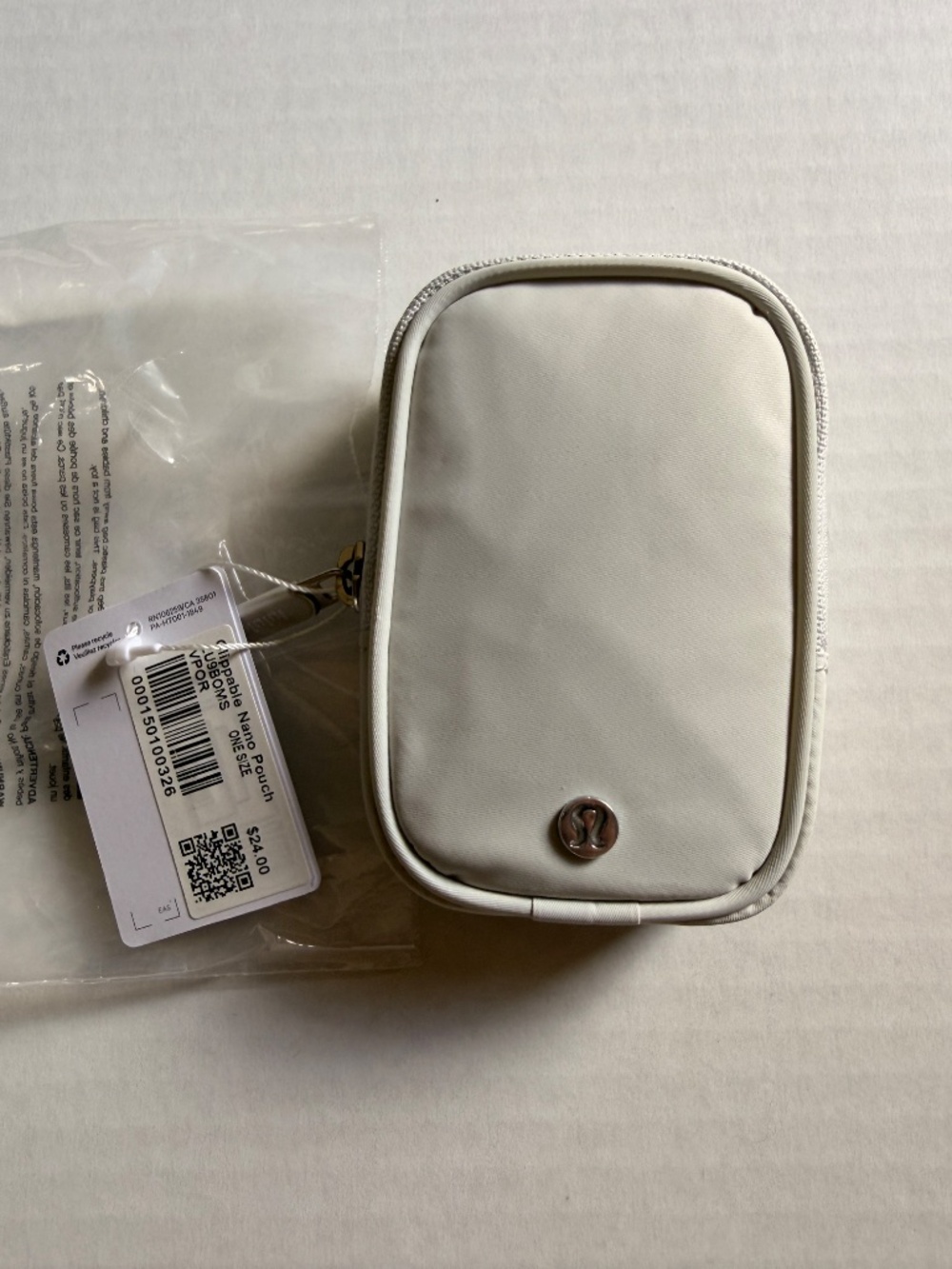 NWT Lululemon Clippable Nano Pouch Vapor